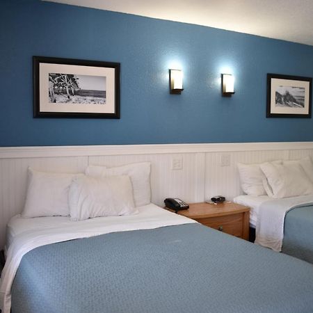 Colonial Inn Нагс Хед Екстериор снимка